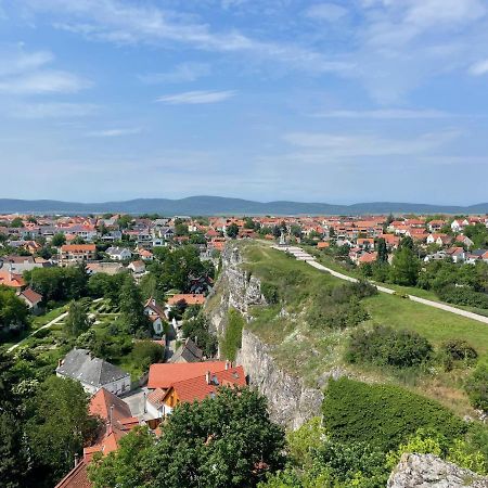 Ruttner Suite Veszprém Buitenkant foto