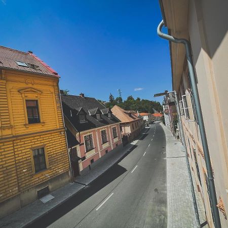 Ruttner Suite Veszprém Buitenkant foto