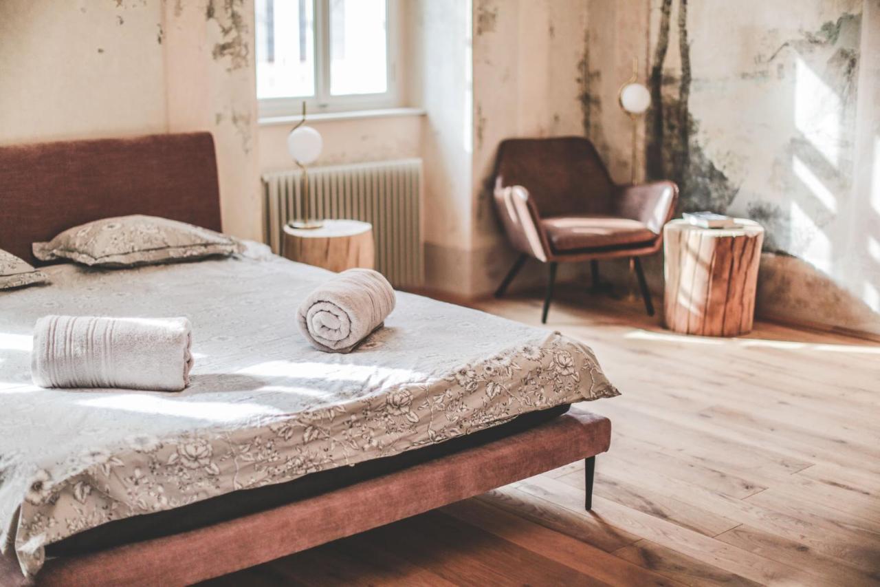 Ruttner Suite Veszprém Buitenkant foto