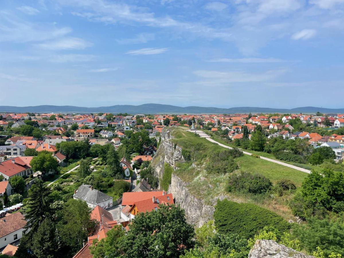 Ruttner Suite Veszprém Buitenkant foto